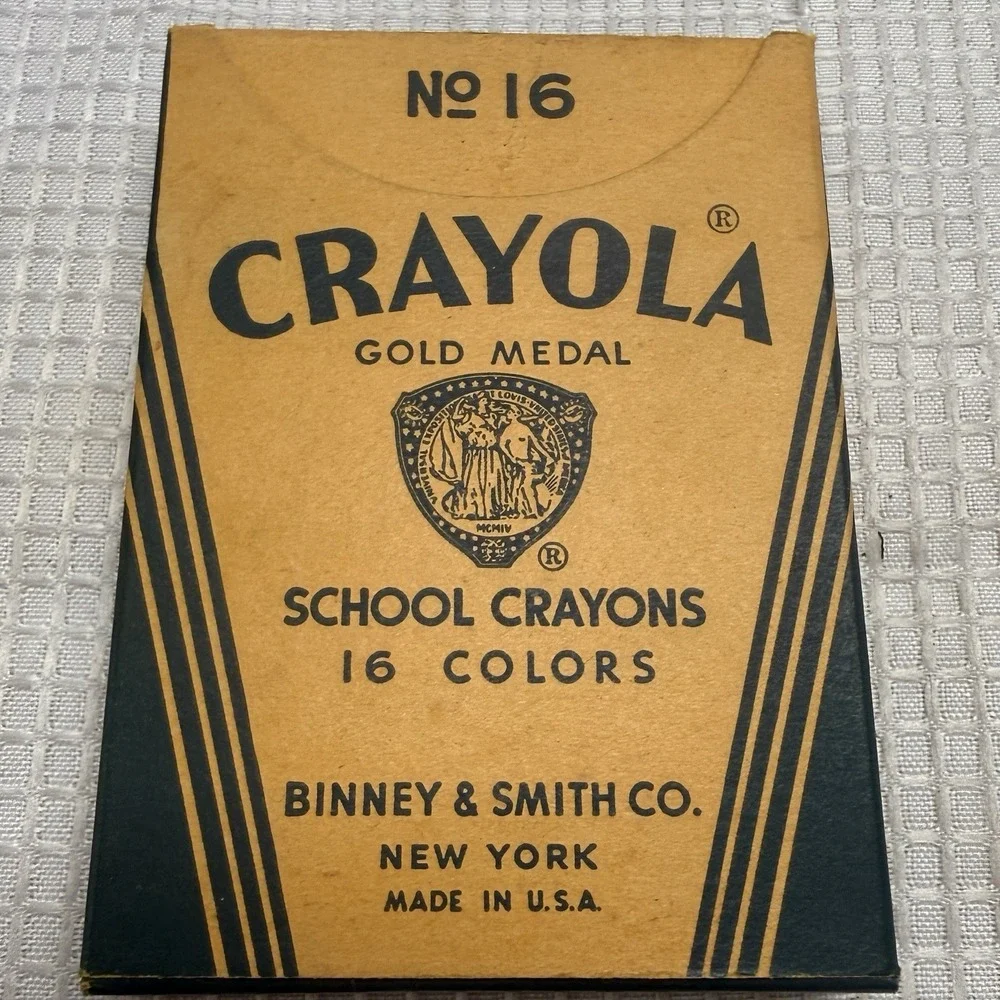 Crayola 16 Gold Medal School Crayons Complete Box Colors Binney Smith Vtg '38-42